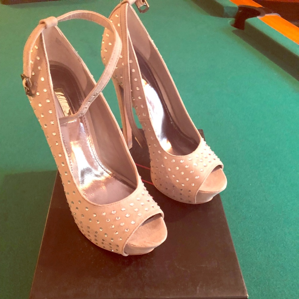 Taupe suede peep toe platform